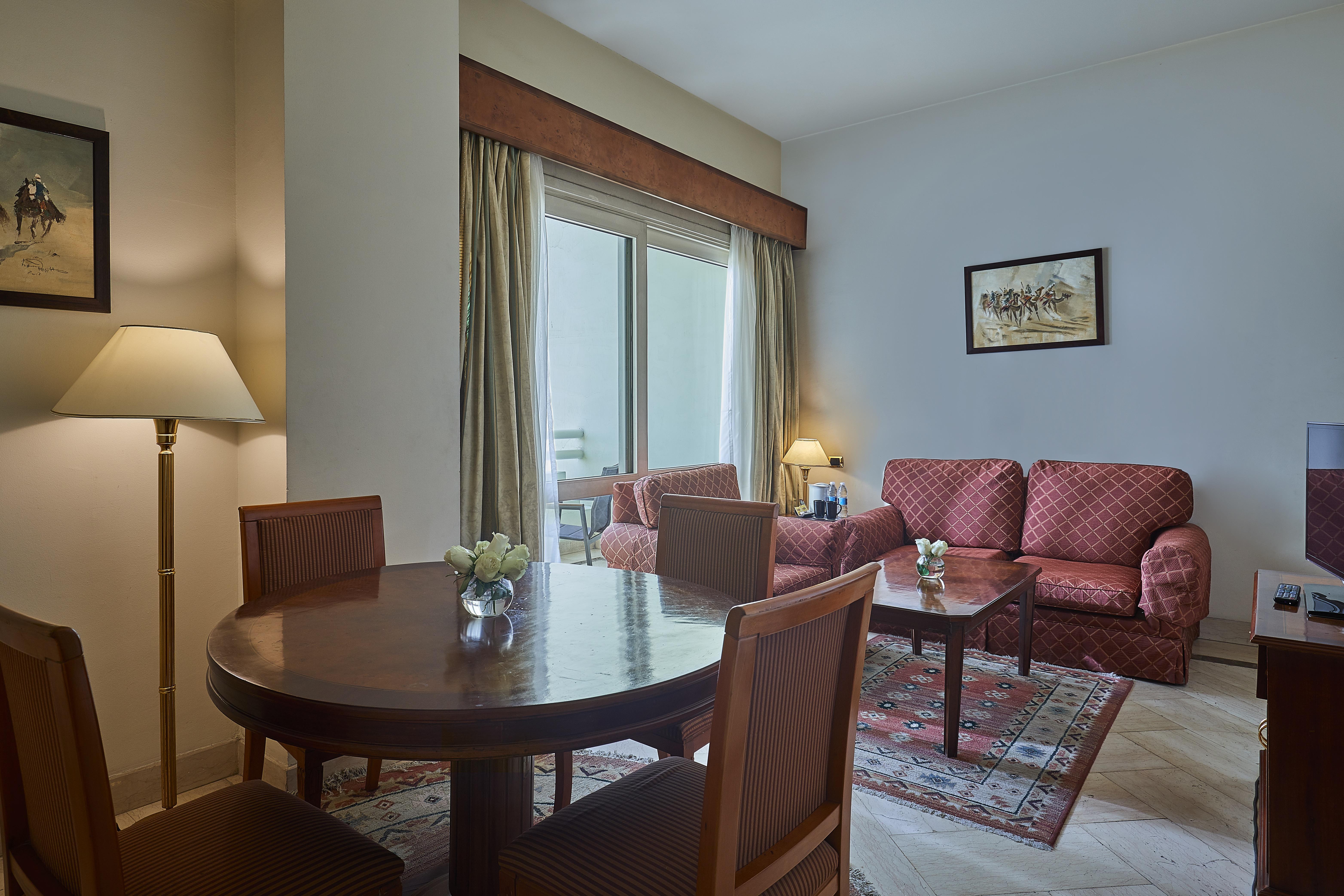 Triumph Plaza Hotel Kaherah Luaran gambar