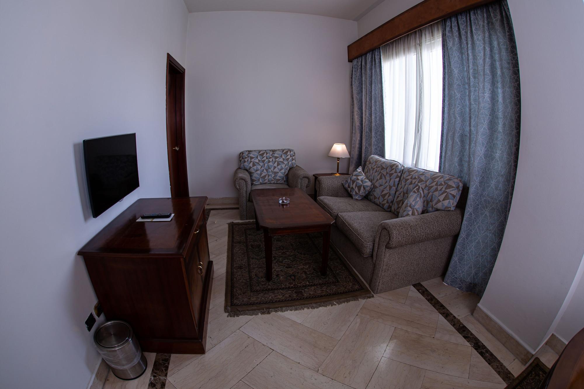Triumph Plaza Hotel Kaherah Luaran gambar